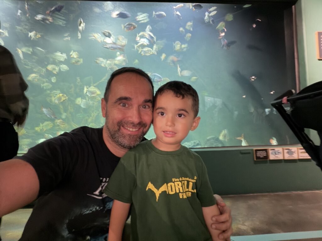 En el acuario del Parque Explora